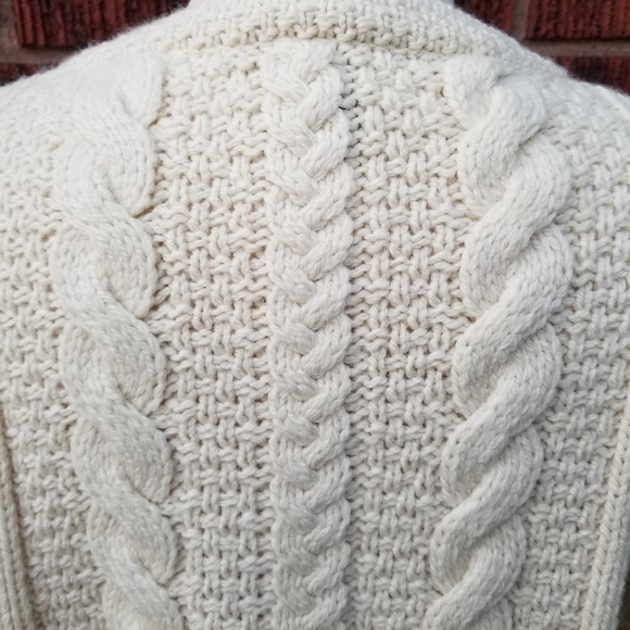 100% wool cableknit - Picture 2 of 4
